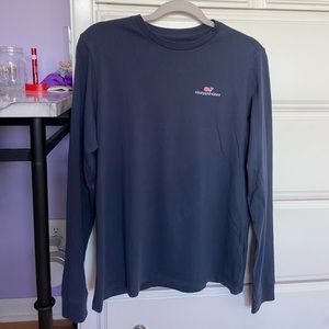 NWT Vineyard Vines long sleeve whale tee shirt